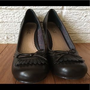 Muddy Brown Mary Jane Heels